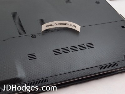 Replace the access panel plus the screws, then you are finished!