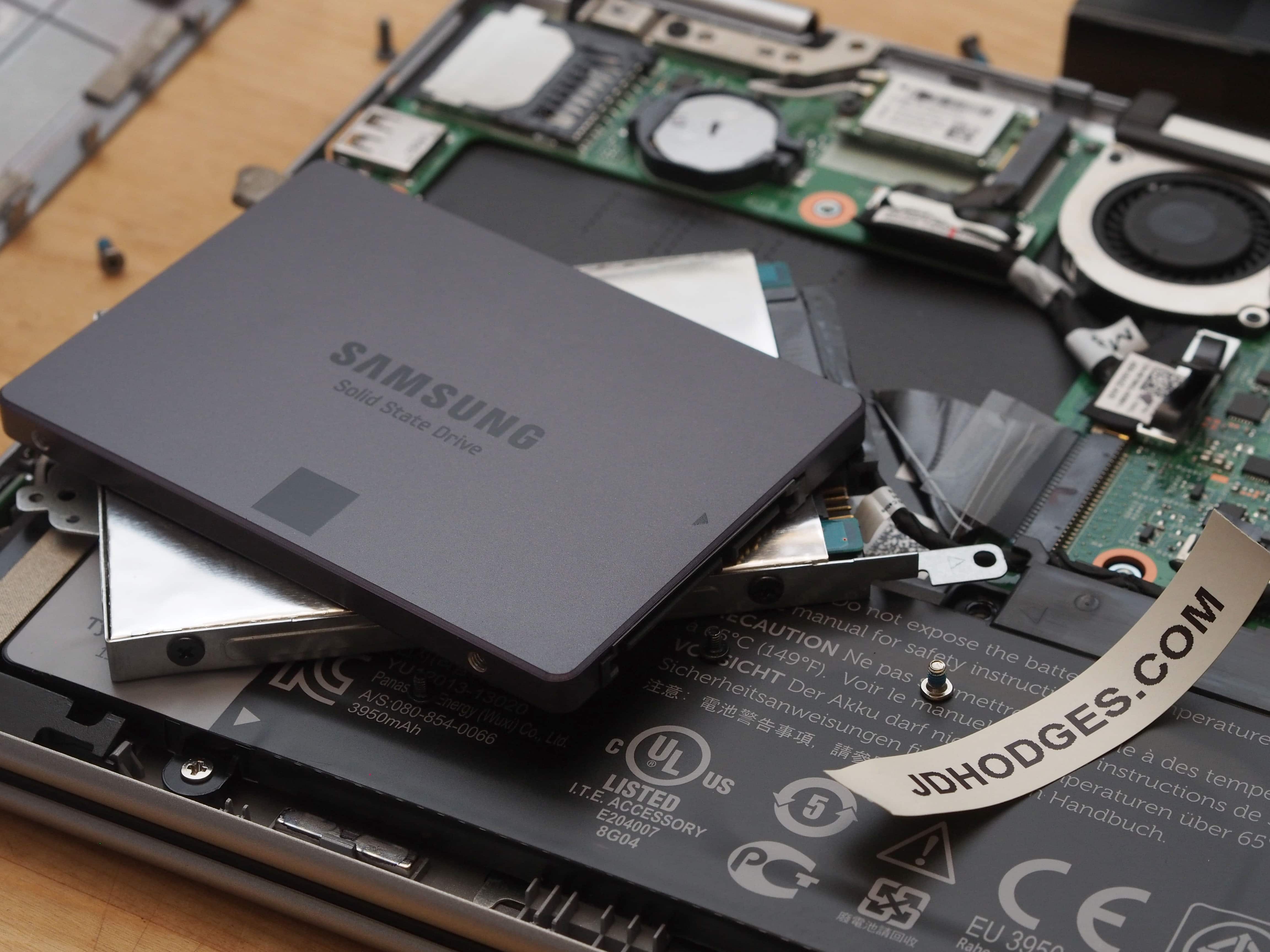 Ssd для ноутбука для игр. SSD Samsung. Ссд для ноутбука. SSD для ноутбука самсунг. SSD m2 для ноутбука.