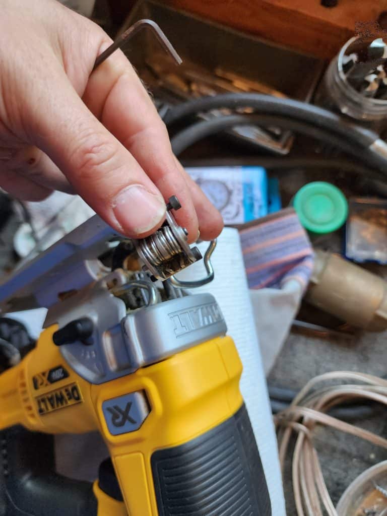How to remove a stuck/broken blade from Dewalt XR jigsaw J.D. Hodges