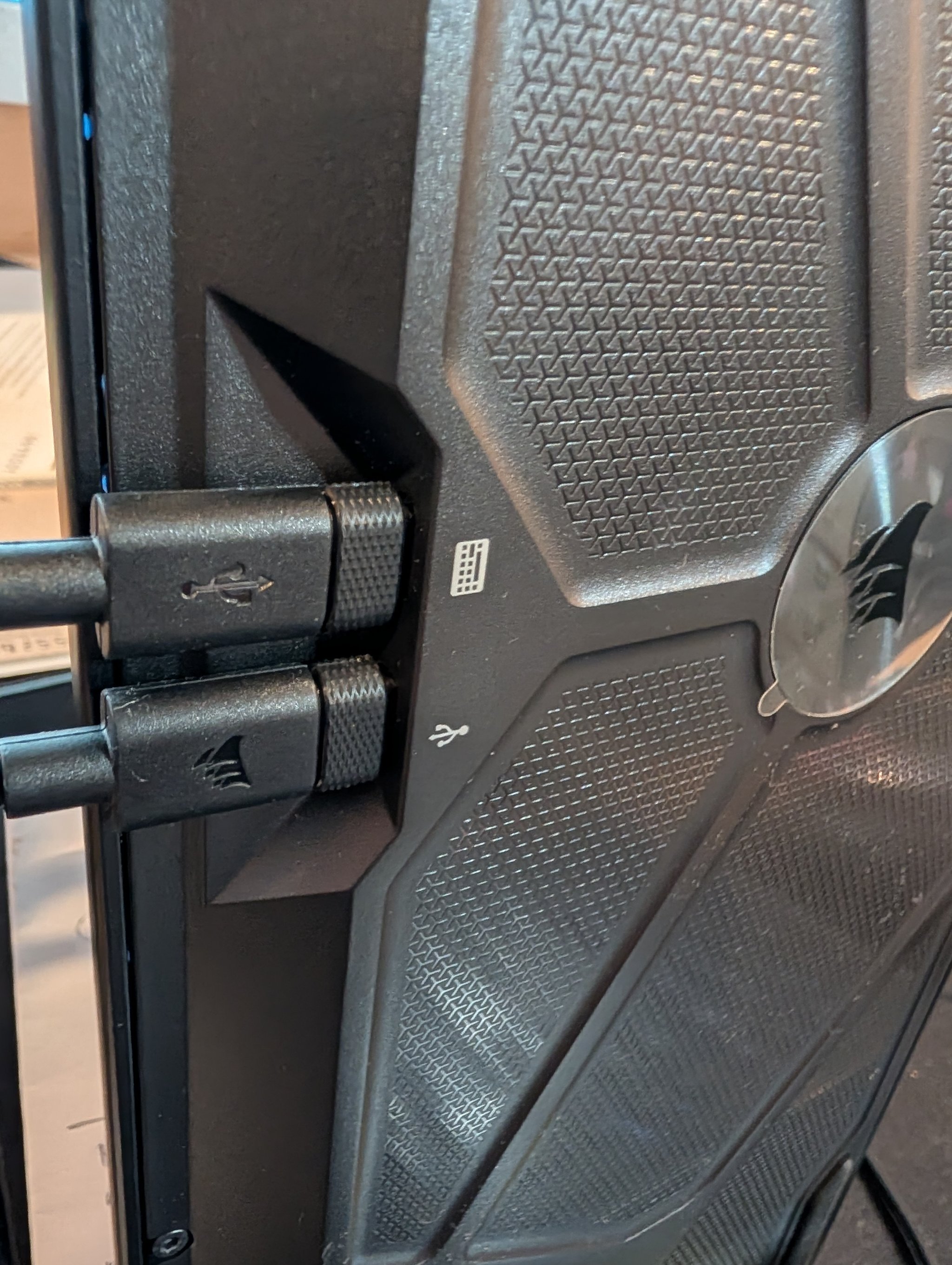 Back of Corsair Galleon 100 SD showing both USB-C cables connected and port icons