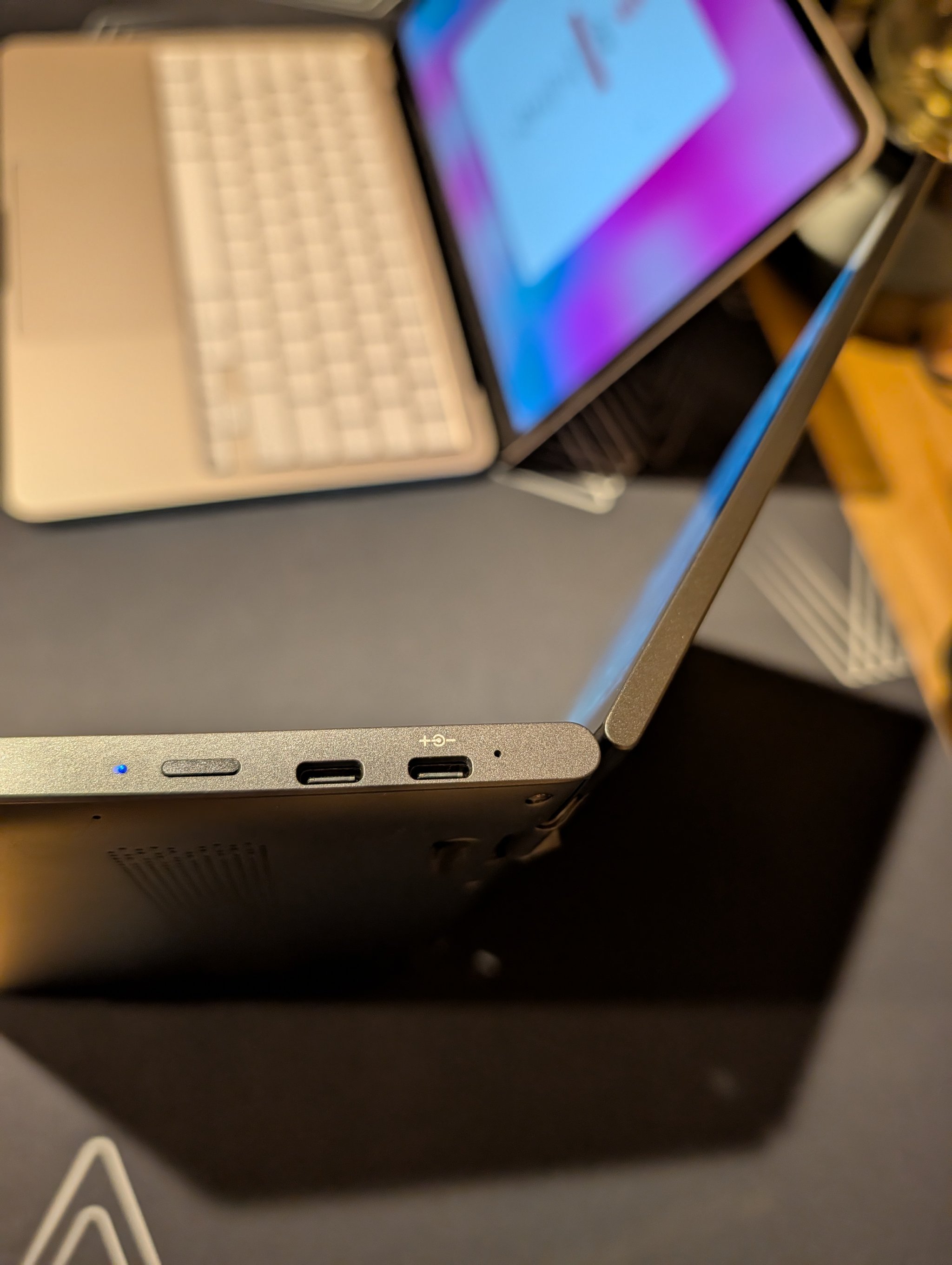 Chuwi MiniBook X USB-C ports close-up